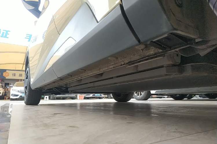 Used BYD Seagull 2025 305km Active Version Left Side Sill