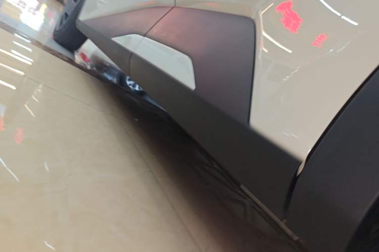 Used BYD Seagull 2025 305km Active Version Left Side Sill