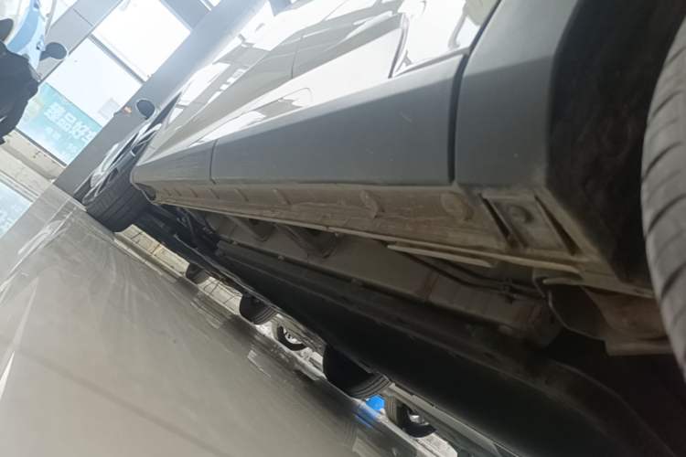 Used BYD Seagull 2025 305km Active Version Left Side Sill