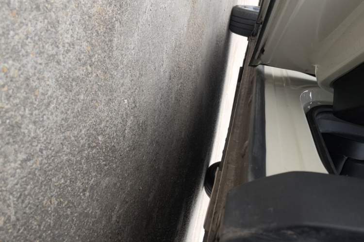 Used BYD Seagull 2025 305 km Free Version Left Side Sill