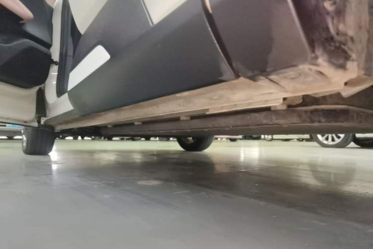 Used BYD Seagull 2025 305 km Free Version Left Side Sill