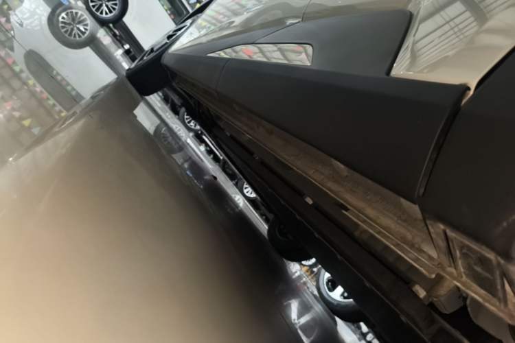Used BYD Seagull 2025 305km Active Version Left Side Sill