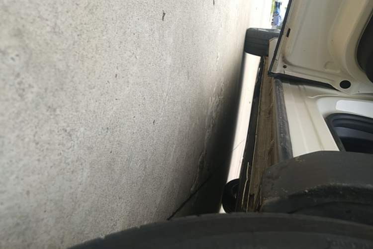 Used BYD Seagull 2025 305 km Free Version Left Side Sill