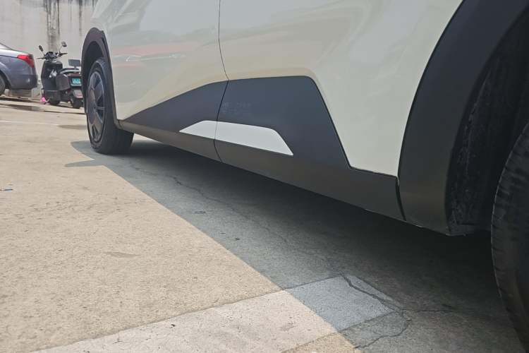Used BYD Seagull 2025 Intelligent Driving Version 305 km Dynamic Edition Left Side Sill