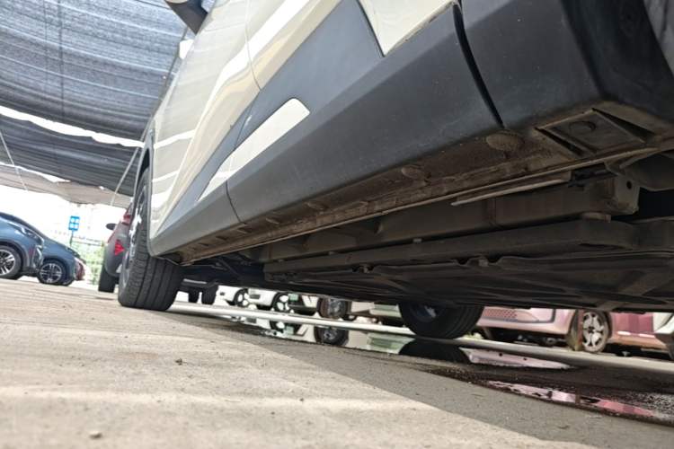 Used BYD Seagull 2025 305 km Free Version Left Side Sill