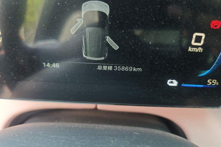 Used BYD Seagull 2025 305km Active Version Odometer Close Up