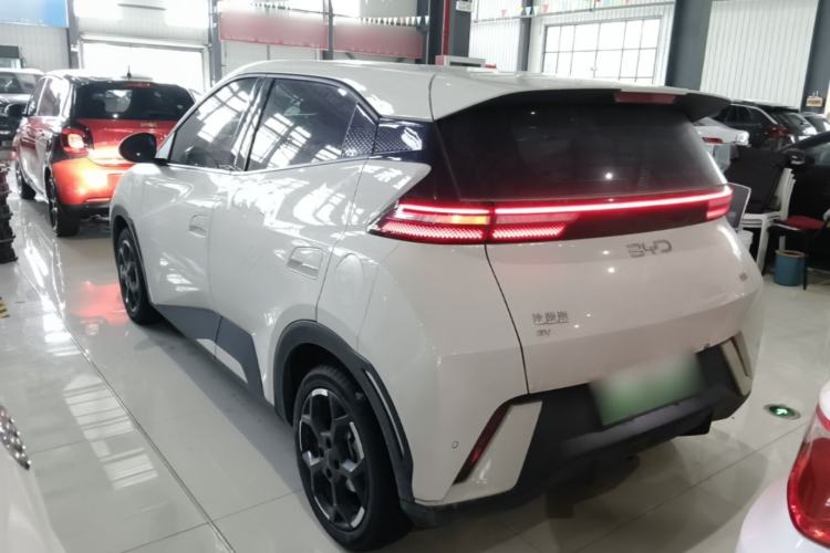 Used BYD Seagull 2025 305 km Free Version Rear Left 45 Deg