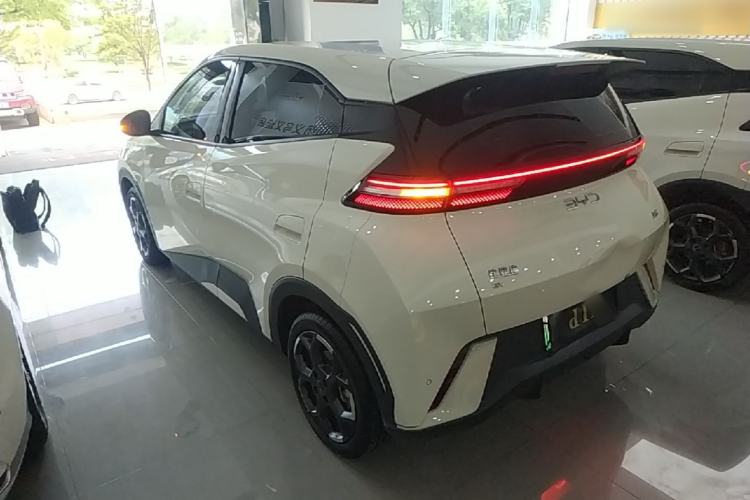 Used BYD Seagull 2025 305 km Free Version Rear Left 45 Deg