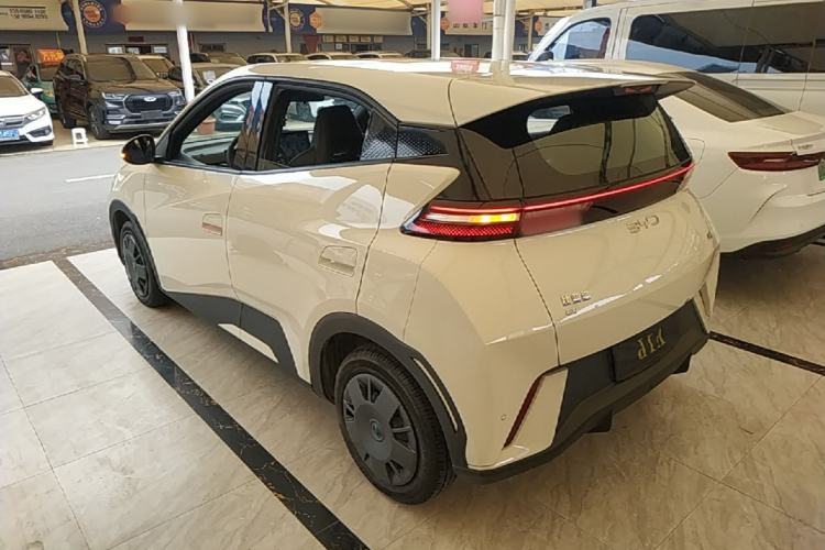 Used BYD Seagull 2025 305km Active Version Rear Left 45 Deg