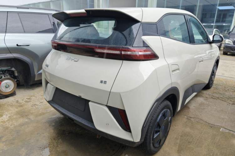 Used BYD Seagull 2025 305km Active Version Rear Right 45 Deg