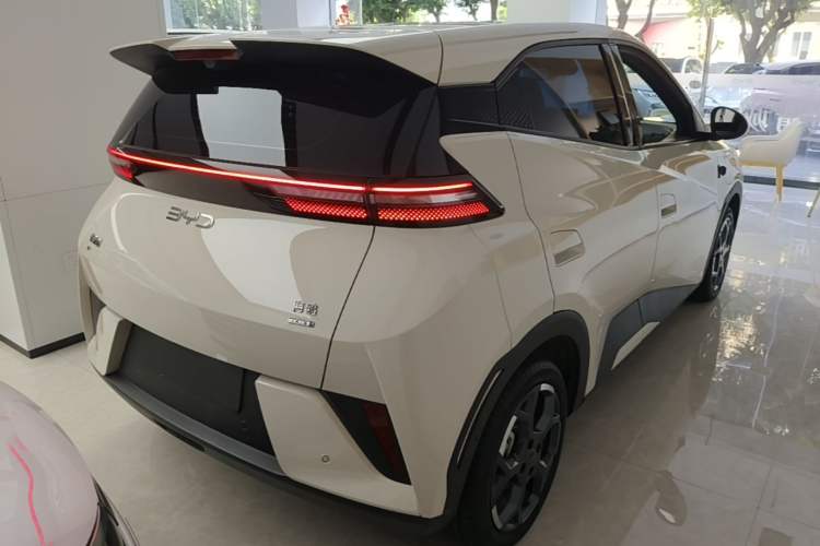 Used BYD Seagull 2025 Smart Drive Version 305 km Freedom Edition Rear Right 45 Deg