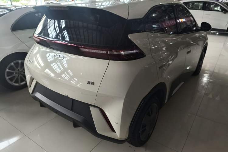 Used BYD Seagull 2025 305km Active Version Rear Right 45 Deg
