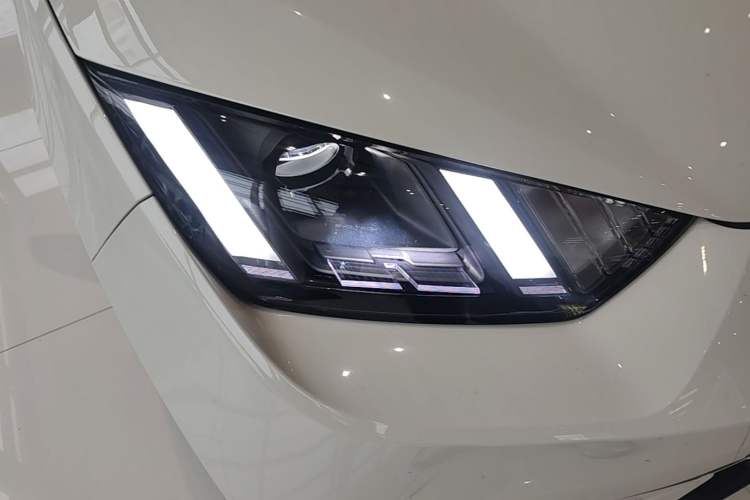 Used BYD Seagull 2025 Smart Drive Version 305 km Freedom Edition Right Front Headlight