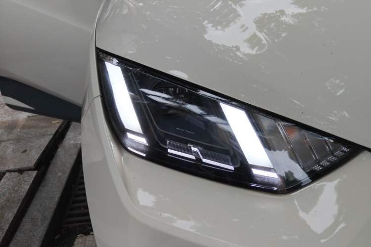 Used BYD Seagull 2025 305 km Free Version Right Front Headlight