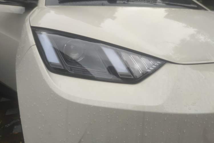 Used BYD Seagull 2025 305km Active Version Right Front Headlight