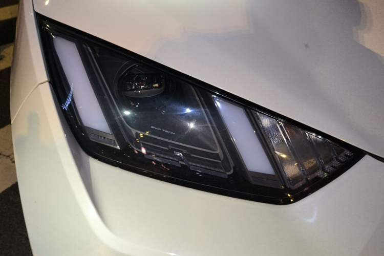 Used BYD Seagull 2025 305 km Free Version Right Front Headlight
