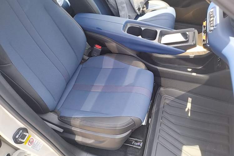 Used BYD Seagull 2025 Model Smart Drive Version 405km Free-Spirited Version Right Front Seat