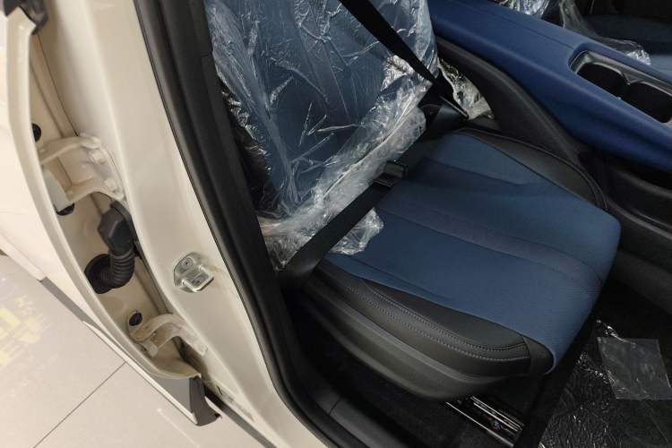 Used BYD Seagull 2025 Intelligent Driving Version 305 km Dynamic Edition Right Front Seat