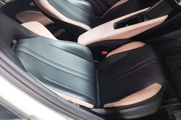 Used BYD Seagull 2025 Intelligent Driving Version 305 km Dynamic Edition Right Front Seat