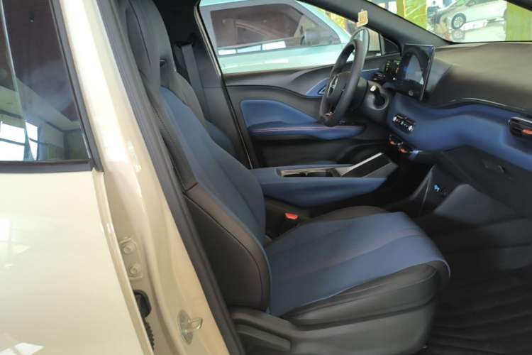 Used BYD Seagull 2025 Intelligent Driving Version 305 km Dynamic Edition Right Front Seat