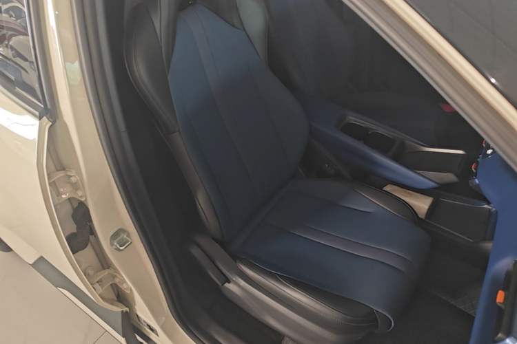 Used BYD Seagull 2025 Intelligent Driving Version 305 km Dynamic Edition Right Front Seat