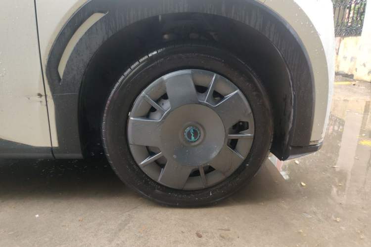 Used BYD Seagull 2025 305km Active Version Right Front Wheel Hub