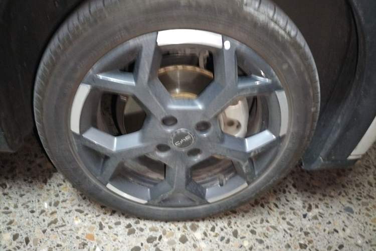 Used BYD Seagull 2025 405 km Flying Edition Right Front Wheel Hub