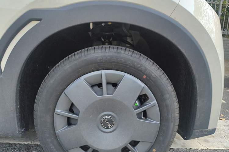 Used BYD Seagull 2025 Intelligent Driving Version 305 km Dynamic Edition Right Front Wheel Hub