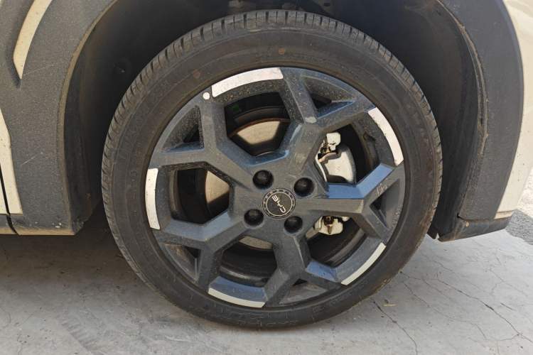Used BYD Seagull 2025 305 km Free Version Right Front Wheel Hub