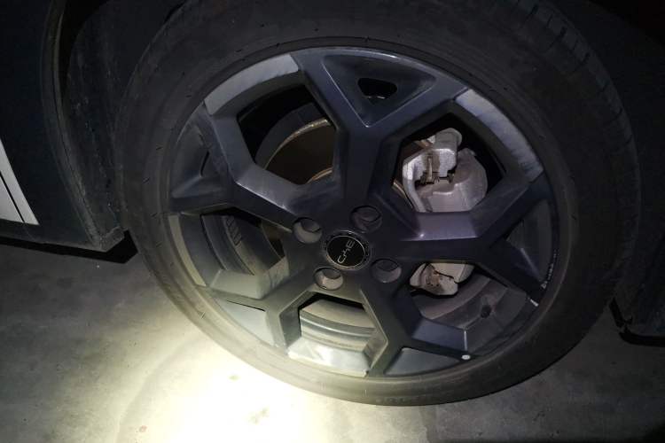 Used BYD Seagull 2025 305 km Free Version Right Front Wheel Hub