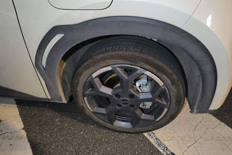 Used BYD Seagull 2025 305 km Free Version Right Front Wheel Hub