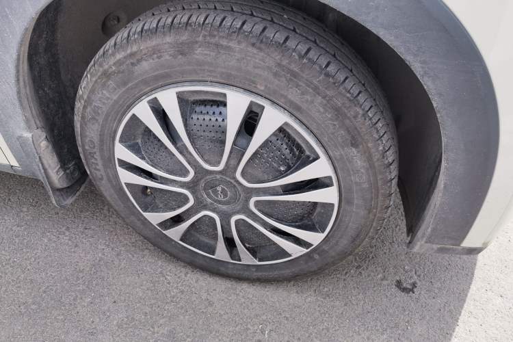 Used BYD Seagull 2025 Intelligent Driving Version 305 km Dynamic Edition Right Front Wheel Hub
