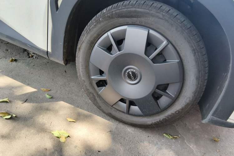 Used BYD Seagull 2025 305km Active Version Right Front Wheel Hub