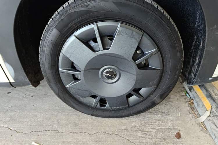 Used BYD Seagull 2025 305km Active Version Right Front Wheel Hub
