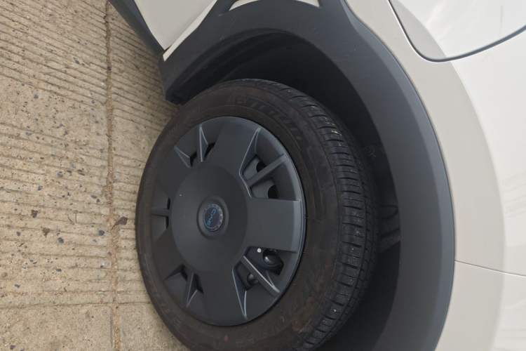 Used BYD Seagull 2025 305km Active Version Right Front Wheel Hub