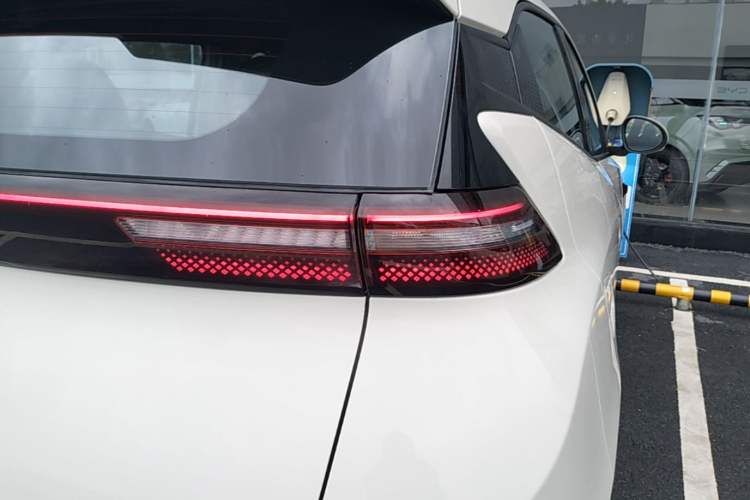 Used BYD Seagull 2025 Smart Drive Version 305 km Freedom Edition Right Rear Taillight