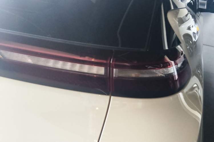 Used BYD Seagull 2025 Intelligent Driving Version 305 km Dynamic Edition Right Rear Taillight