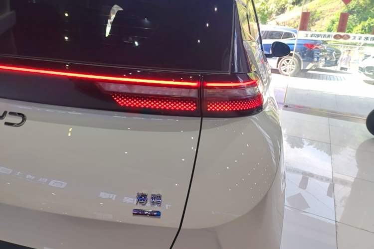 Used BYD Seagull 2025 Smart Drive Version 305 km Freedom Edition Right Rear Taillight