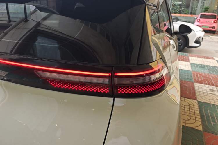 Used BYD Seagull 2025 Intelligent Driving Version 305 km Dynamic Edition Right Rear Taillight