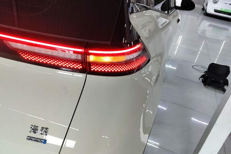 Used BYD Seagull 2025 Smart Drive Version 305 km Freedom Edition Right Rear Taillight