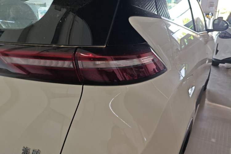 Used BYD Seagull 2025 Intelligent Driving Version 305 km Dynamic Edition Right Rear Taillight