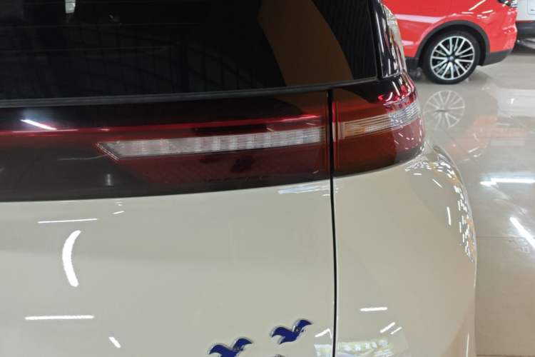 Used BYD Seagull 2025 Intelligent Driving Version 305 km Dynamic Edition Right Rear Taillight