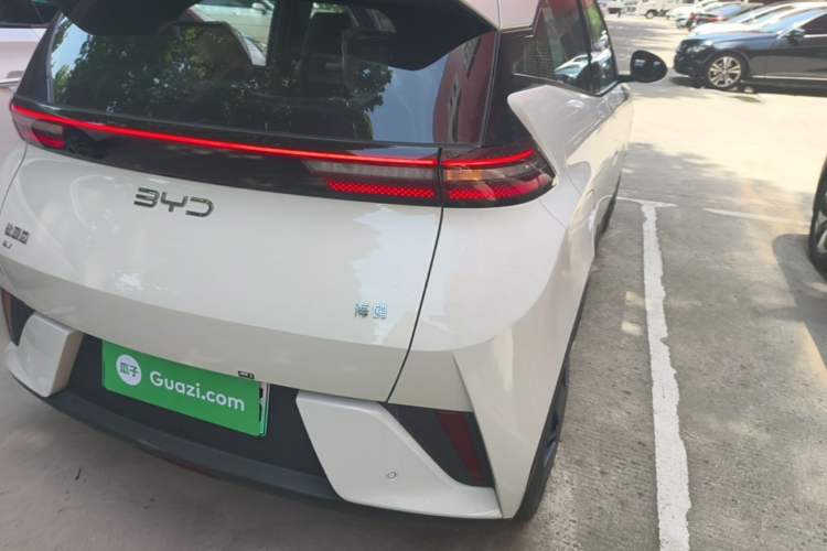 Used BYD Seagull 2025 Intelligent Driving Version 305 km Dynamic Edition Right Rear Taillight