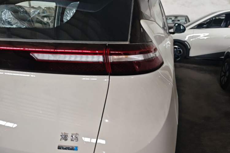Used BYD Seagull 2025 Smart Drive Version 305 km Freedom Edition Right Rear Taillight