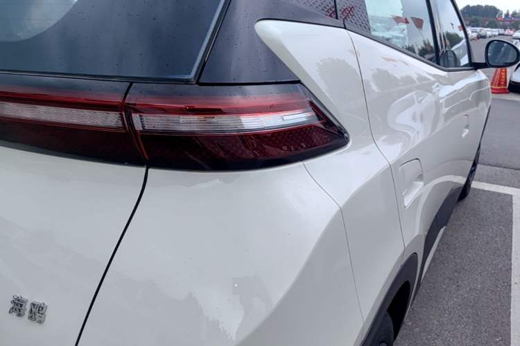 Used BYD Seagull 2025 Intelligent Driving Version 305 km Dynamic Edition Right Rear Taillight