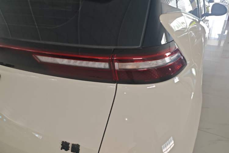 Used BYD Seagull 2025 Intelligent Driving Version 305 km Dynamic Edition Right Rear Taillight