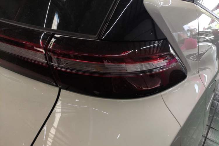 Used BYD Seagull 2025 Intelligent Driving Version 305 km Dynamic Edition Right Rear Taillight