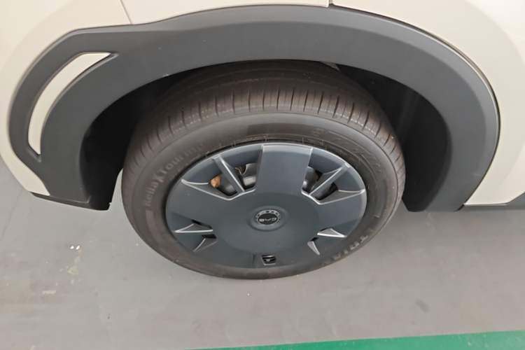 Used BYD Seagull 2025 Intelligent Driving Version 305 km Dynamic Edition Right Rear Wheel Hub