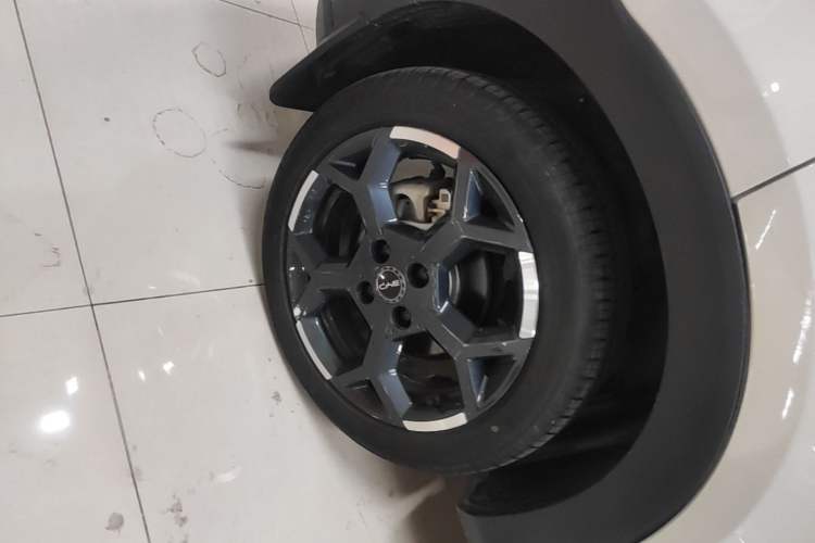Used BYD Seagull 2025 Smart Drive Version 305 km Freedom Edition Right Rear Wheel Hub