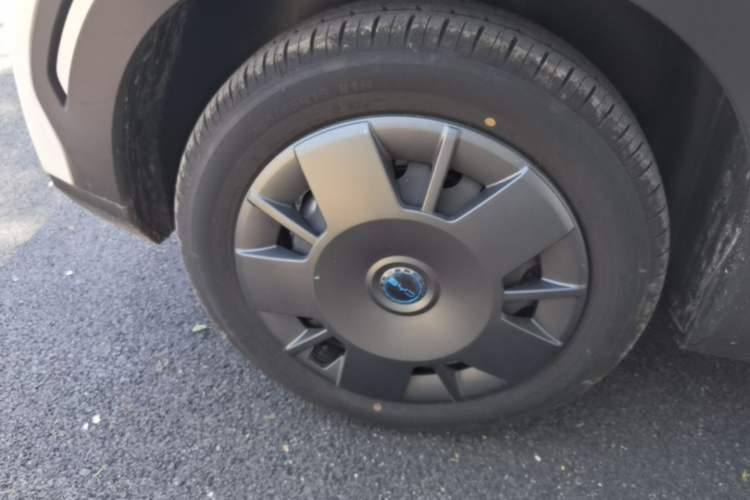 Used BYD Seagull 2025 Intelligent Driving Version 305 km Dynamic Edition Right Rear Wheel Hub